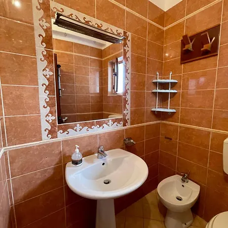 Alvis Apartment Vlore